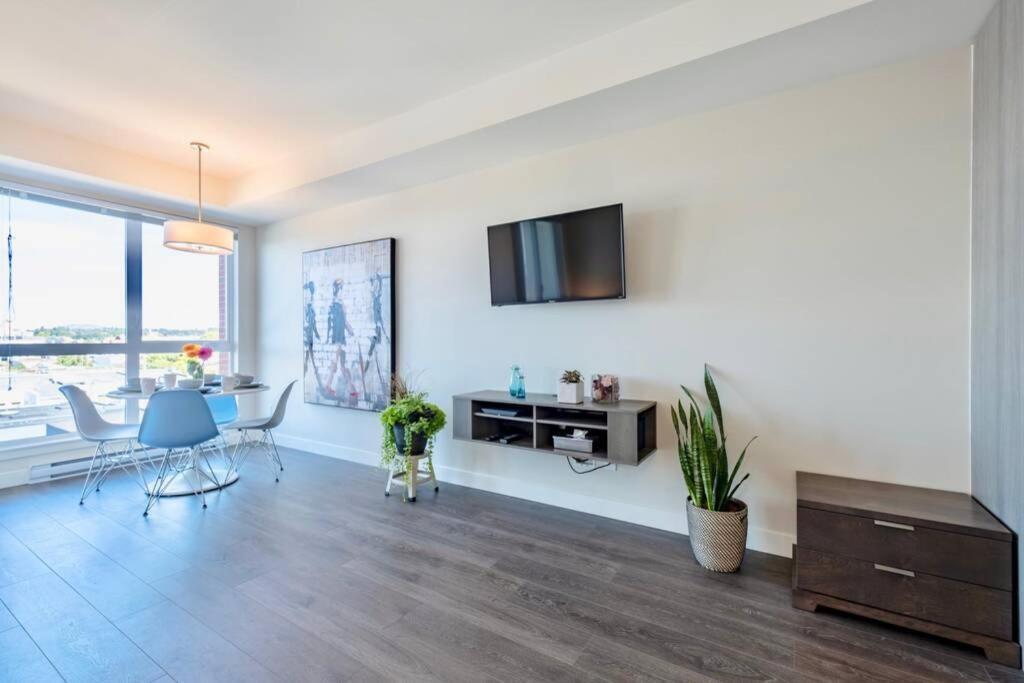 فكتوريا Clean 4Th Floor 1 Bedroom Apt In Old Town China Town المظهر الخارجي الصورة